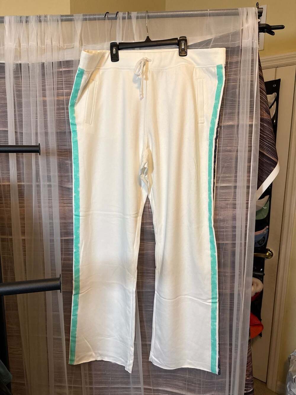 Victoria's Secret XL White Wide Leg Side Stripe Raw Hem Sweatpants